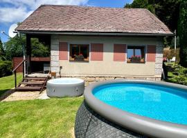 Chata v Bučinách，位于图尔诺夫的酒店