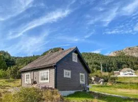 1 Bedroom Beautiful Home In Korssund