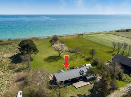 Holiday Home Trajko - 100m from the sea by Interhome，位于Hou的酒店