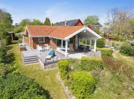 Holiday Home Brunman - 10m to the fjord by Interhome