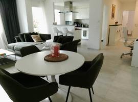 Hillfort suites，位于Lostorf的宠物友好酒店