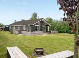 Holiday Home Annesophie - 300m to the inlet by Interhome