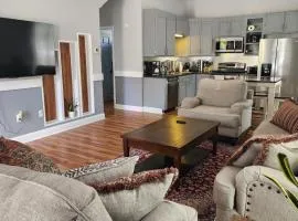 King Room, Early check-in, Grill, Wi-Fi Parking, Washer Dryer