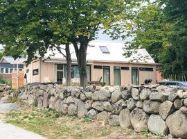 BLE693-Soelvesborg-Hasselvaegen-9，位于Hällevik的酒店