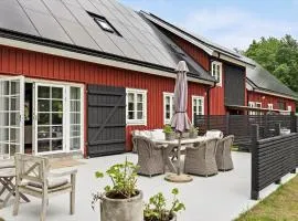 HAL641-Unnaryd-Yas-108