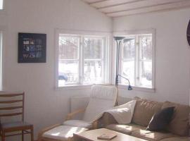 KAL696-Soederakra-Badstigen-10，位于Söderåkra的酒店