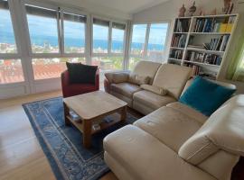 Holiday home with pool & dream view over Lake Constance，位于罗尔沙赫伯格的酒店