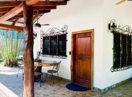 Tres Corazones，位于卡里略的酒店