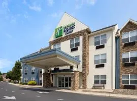 怀俄密辛套房智选假日酒店