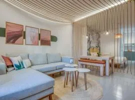 Agrius - Elegant Studio & Balcony in Batroun