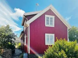 4 person holiday home in Rönnäng