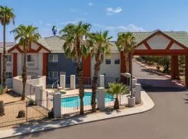 Days Inn by Wyndham Phoenix West