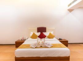 Haut Monde Rajputana Palace，位于Behror的酒店