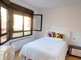 Alcobendas Cómodo y luminoso Un dormitorio，位于阿尔考本达斯的酒店