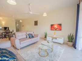 Lani Palm Apartment - 3 Min to Beach