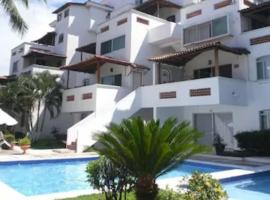 Condominio BrisaSol，位于曼萨尼约的酒店