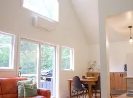 Lincolnville 2BR - Beach Vibes & Backyard BBQ