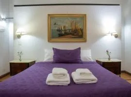 Lezama Suites