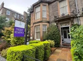Thistle Residence