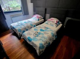 M Hostel，位于格利维采的酒店