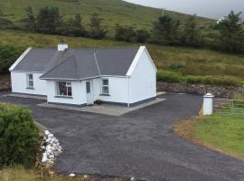 Seaview Cottage Dugort Achill Island，位于Doogort的家庭/亲子酒店