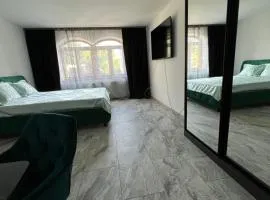 Piramidei Aparthotel