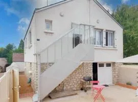 Gîte Saint Lubin à Cloyes : Confort familial et charme régional - FR-1-581-157