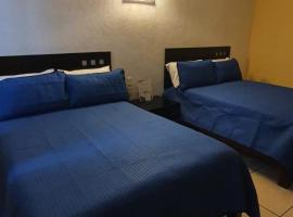 Global Express Cruz Blanco，位于Francisco Escárcega的酒店