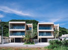 CELEVI Nanjo セレビィ 南城，位于南城的酒店