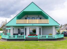 Raja Lake House，位于Raja的酒店