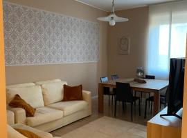 Bilocale di Prestigio a pochi passi a piedi dallo IEO 10 minuti in auto da HUMANITAS 15 minuti dal centro di Milano，位于奥佩拉的酒店