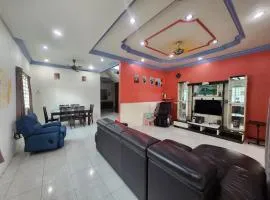 Homestay in Taiping , Simpang