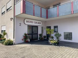 Hotel Gruber，位于绍恩多夫的酒店