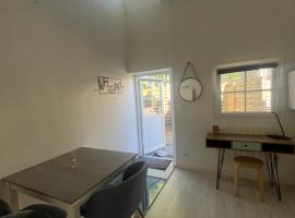 La Grange Lucien，位于圣阿韦尔坦的酒店