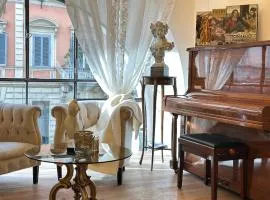 Trevi Fountain Elegant Suites by Marianna