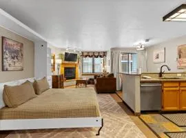 River Mountain Lodge 113W