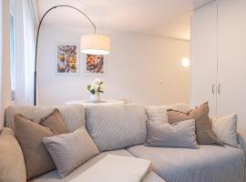 Modern studio - lots of comfort in a central location，位于菲斯普的酒店