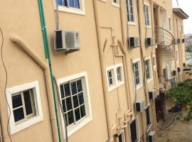 European Quarters Hotel，位于Akitan的酒店