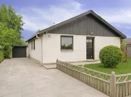 The Lucky Peer - 120m2 house 4 bedroom house - full kitchen & free parking