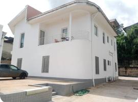 La Maison Blanche，位于Bafoussam的酒店