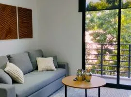 Apartment near the sea