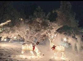 Charming Farmhouse - Holiday Hills，位于Pembroke的酒店