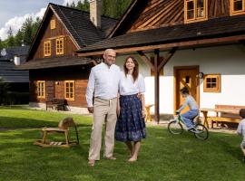 Na mú dušu - Valašské chalupy na Kyčerce，位于大卡尔洛维采的酒店