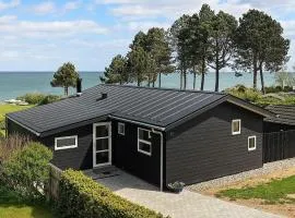6 person holiday home in Frørup