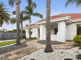 Marble Sands Beachside Stay at Rye