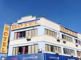 Ark Banting Hotel