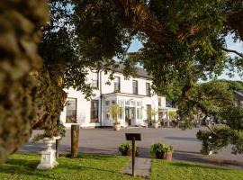 Courtmacsherry Hotel，位于班敦的酒店