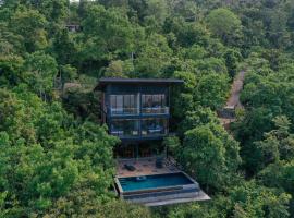 Nuga Retreat- Mindfullness boutique Hotel，位于Galauda的带泳池的酒店