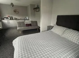 Happy Airfield Studio