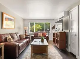 Downtown Cozy Home Base - Purple Sage 5